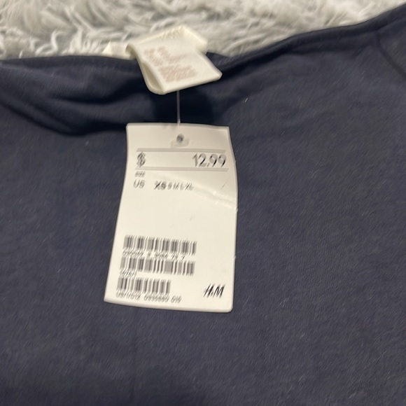 H&M 3/4 sleeve Navy blue top - Picture 3 of 3